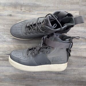 Nike SF Air Force 1 Mid Dark Grey Men’s Size 8.5 917753-004